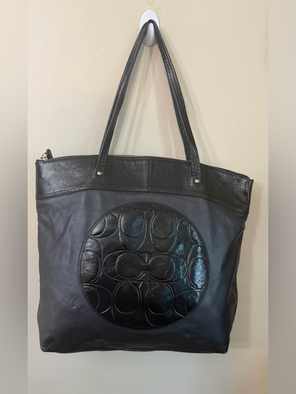 Coach Black Leather Tote with Embossed Signature Circle - Picture 1 of 11